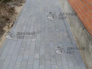 Брусчатка может использоваться для мощения отмостки